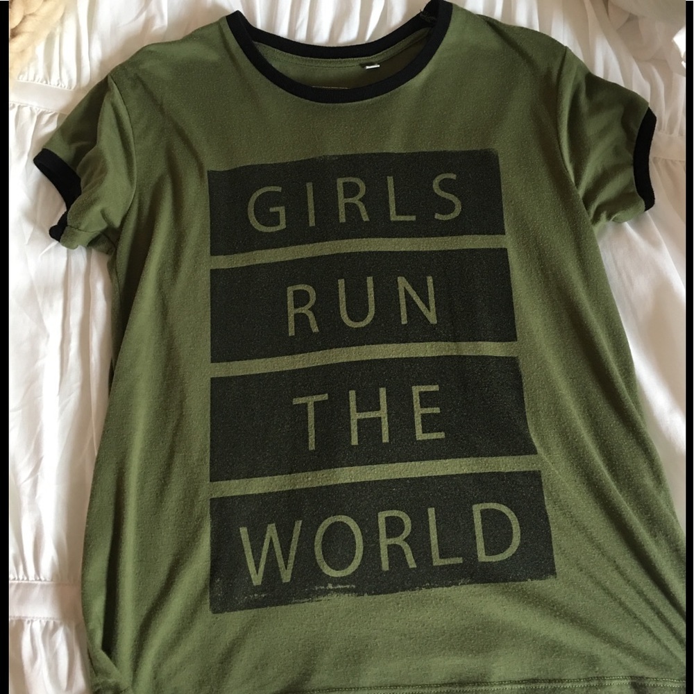 “Girls Run The World” T- Shirt